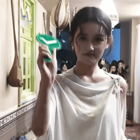 潮汕来了好多明星这泼天的好运全落在潮汕，电影热度没褪去，综艺录制直接安排上，明星
