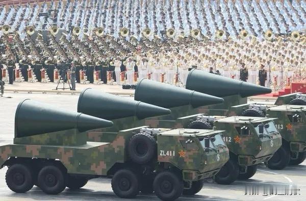 中国军力：不吹不黑，清醒自强，硬气才是硬道理！
 
✘ 绝非"断档领先"，但稳居