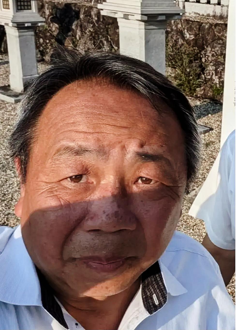 北大生石平真离谱！


石平还是走了带着全家彻底离开
这次再没回头
可惜父母老年