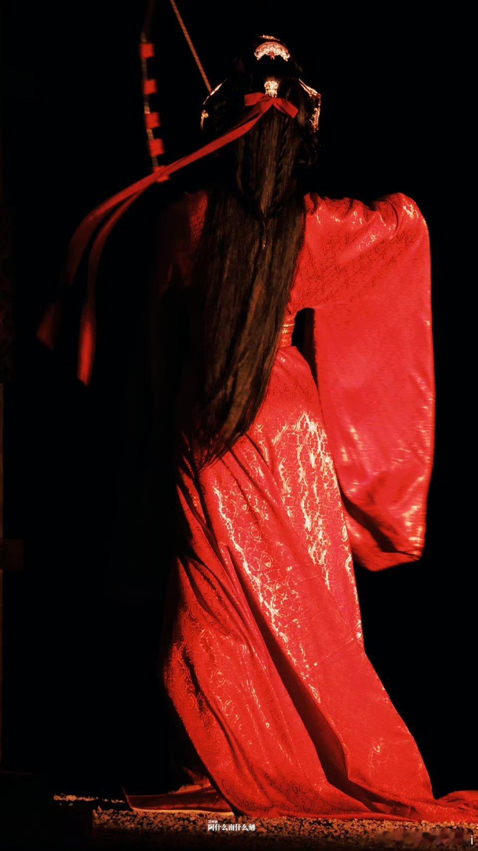 这身段……陈都灵梦女多是真的……真的是真的…… ​ ​​​
