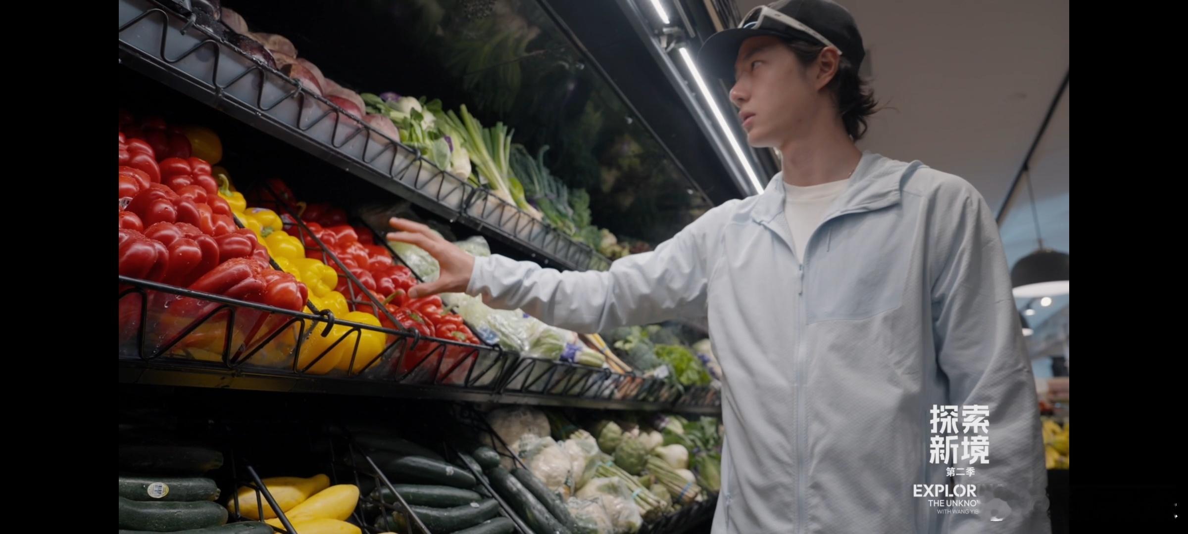 王一博做客礼数这一块王一博的礼数从来不是客套，是真心为聚会添砖加瓦 