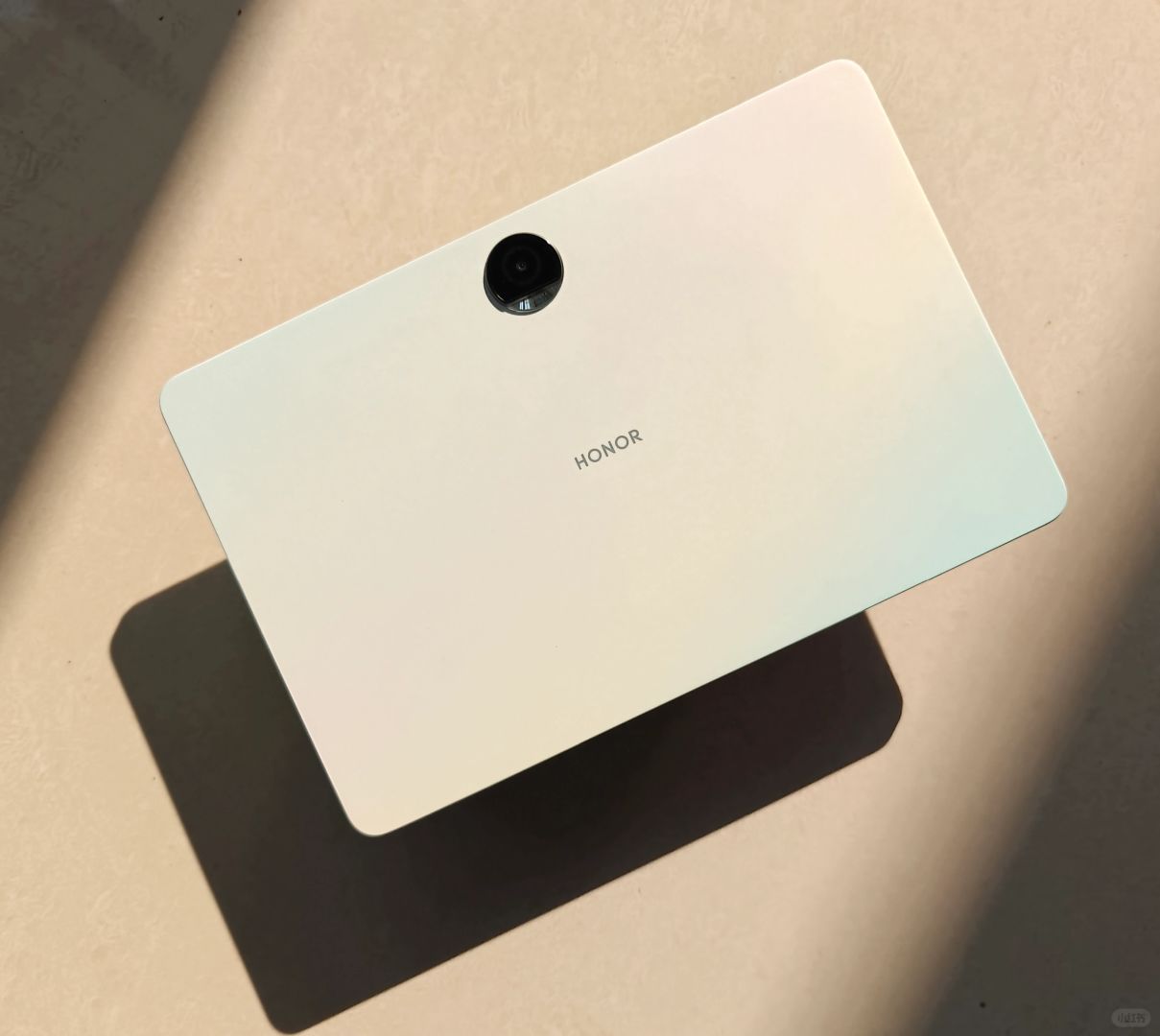 不是iPad买不起，而是荣耀平板9更有性价比