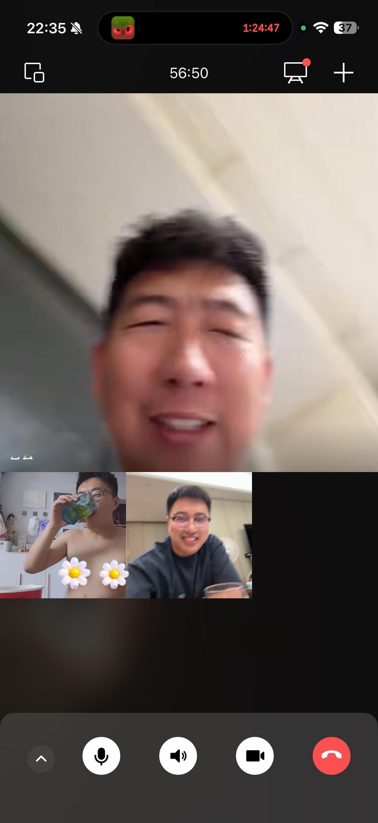 昨天跟云喝，我也就喝了5瓶啤酒，就是全开盖、喜力、三宝乐这种水啤，早上起来怎么有