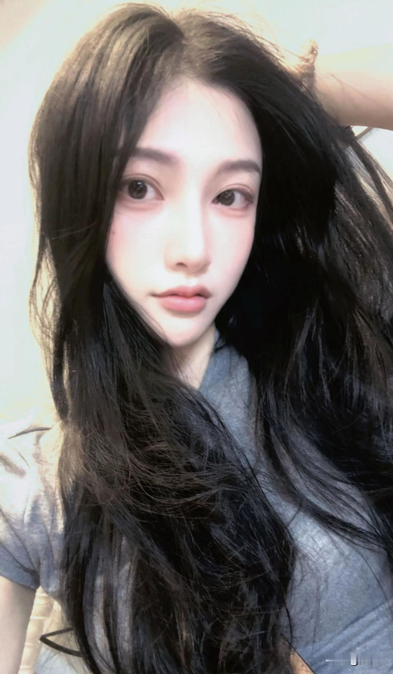 晒图笔记大赛朋友的女儿考上中戏表演专业了，先看看未来的大明星吧