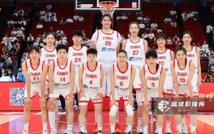 篮协应该公开解释李梦，李月汝等昔日女篮国家队绝对主力全都无缘新一届国家队，究竟是