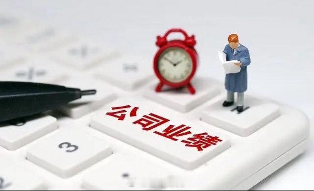 周末重磅消息扎堆来袭！今日哪些板块藏机会？散户务必多保持一份清醒每逢周末，各类政