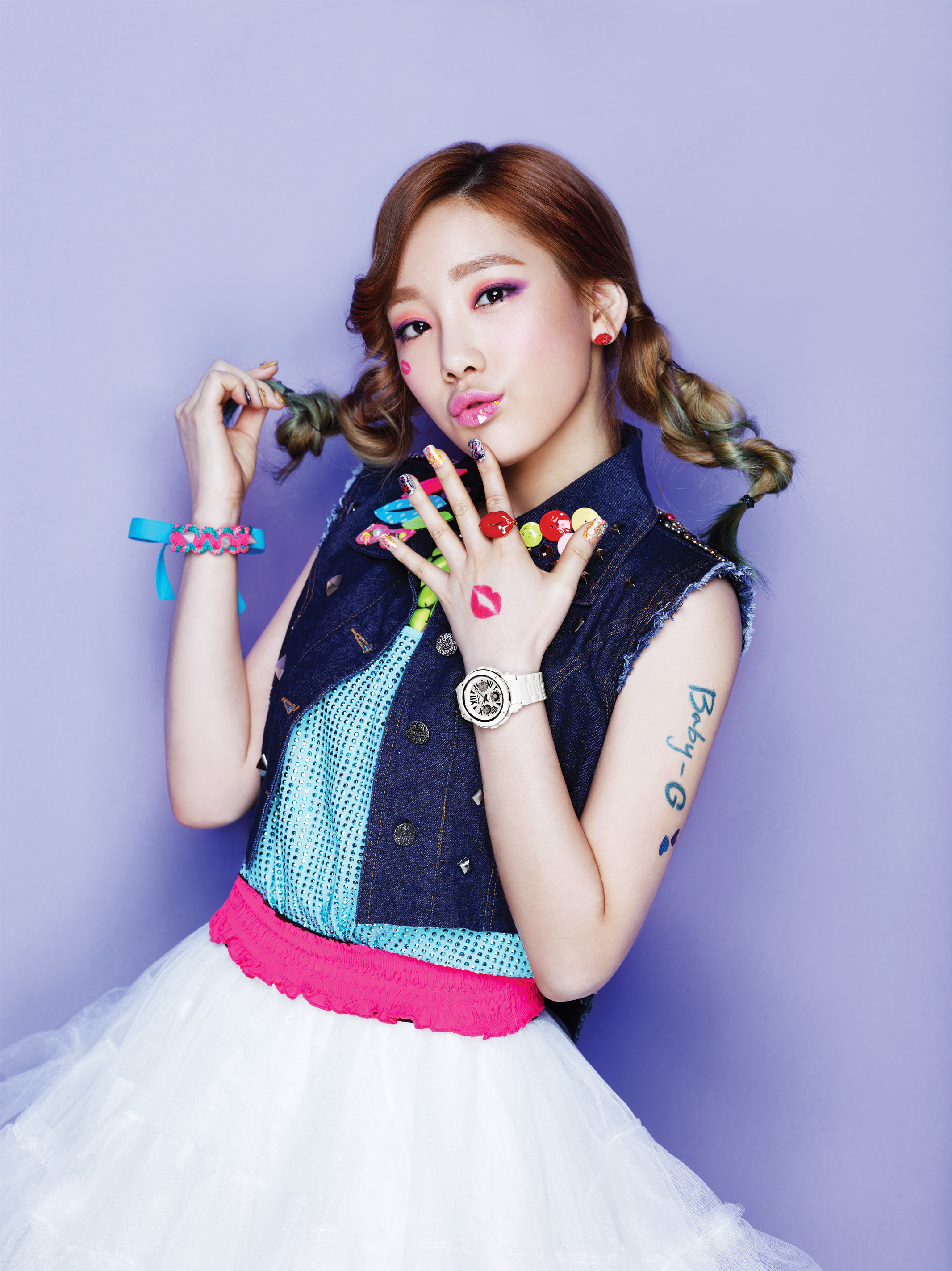 少女时代 | 2013.1 Casio Baby-G Kiss Me系列宣传图 