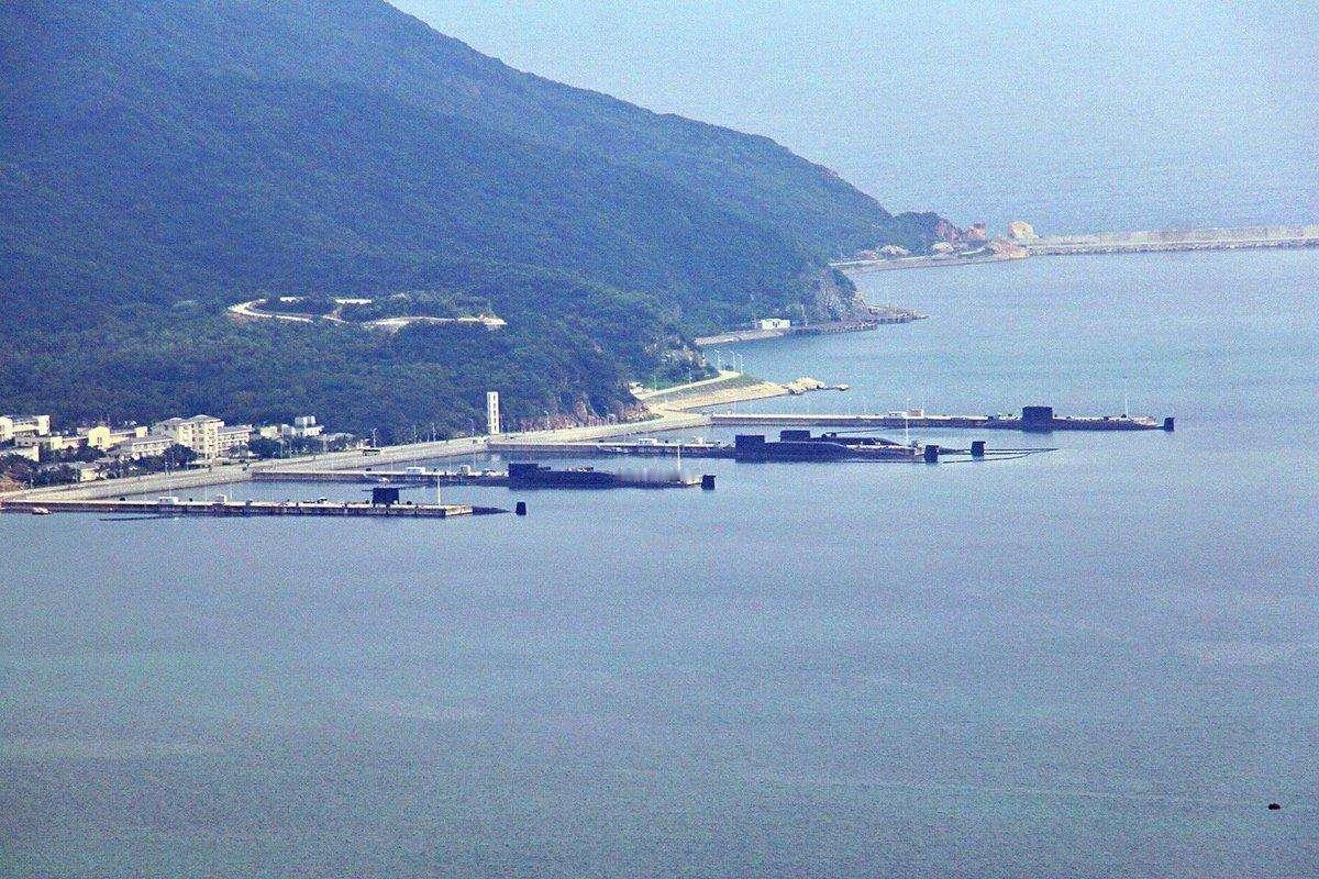 日本出兵后，不到3天，菲在中业岛建基地，要夺取7万平方公里海域






南海