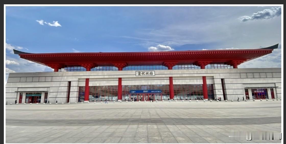 宣化北，人称小外环那个围挡绕行的地方，就是皇城向高铁站下穿通过小外环因施工需要而