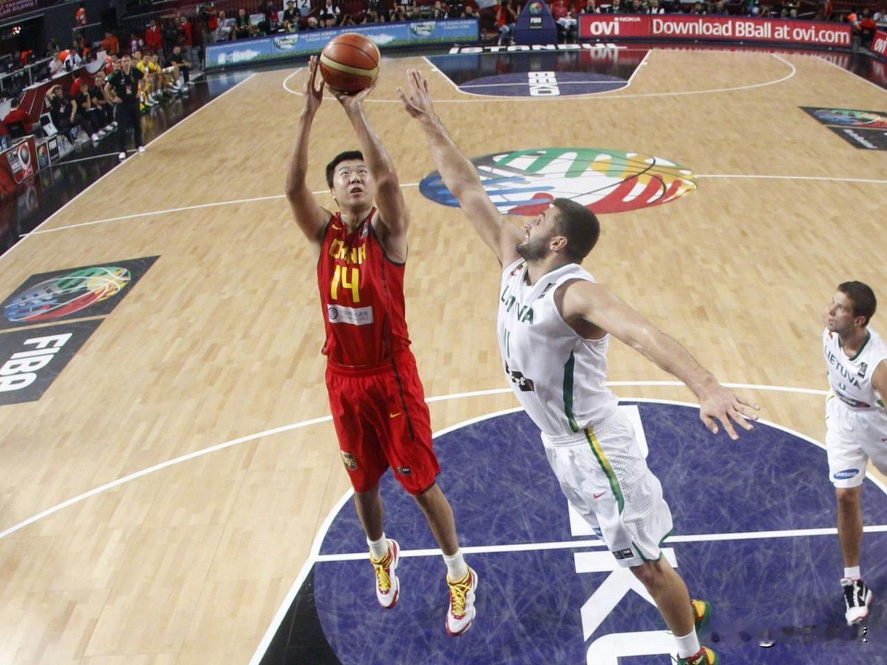 王治郅入选FIBA名人堂--实郅名归…王治郅入选FIBA名人堂，那真是实至名归！