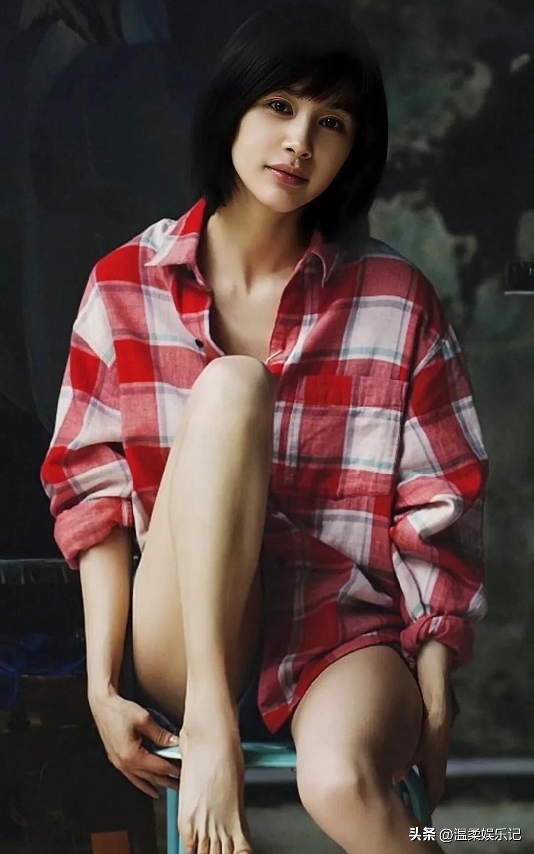 王子文22岁就能凭一张照片出圈，微微一笑很倾城！