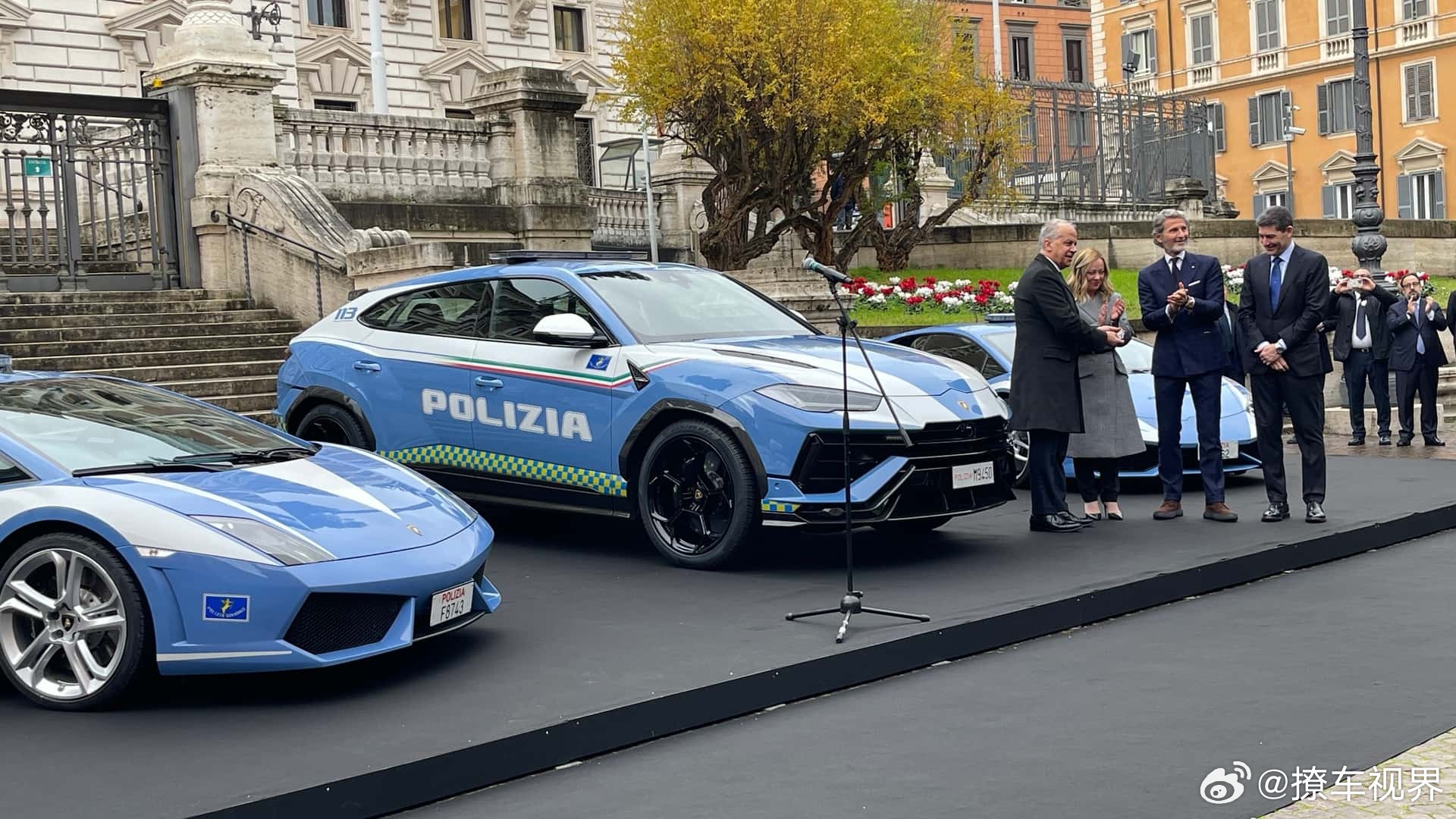 日前，兰博基尼向意大利警方交付了第六台警用车型——Urus Performanc