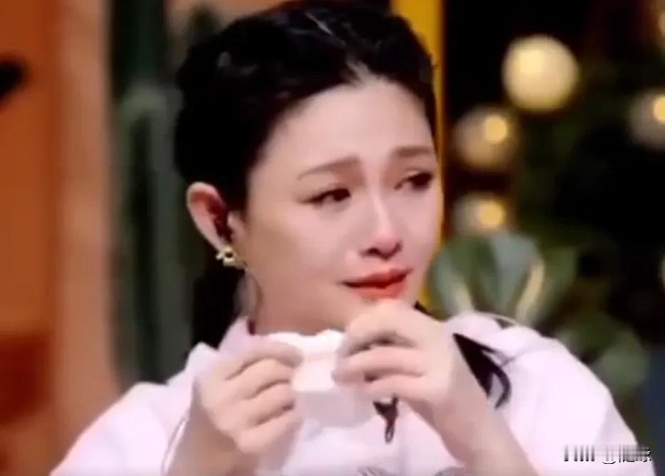 直到大S离开后

才发现，原来她的真心终究还是错付了！
看似有一个爱她的老公，看