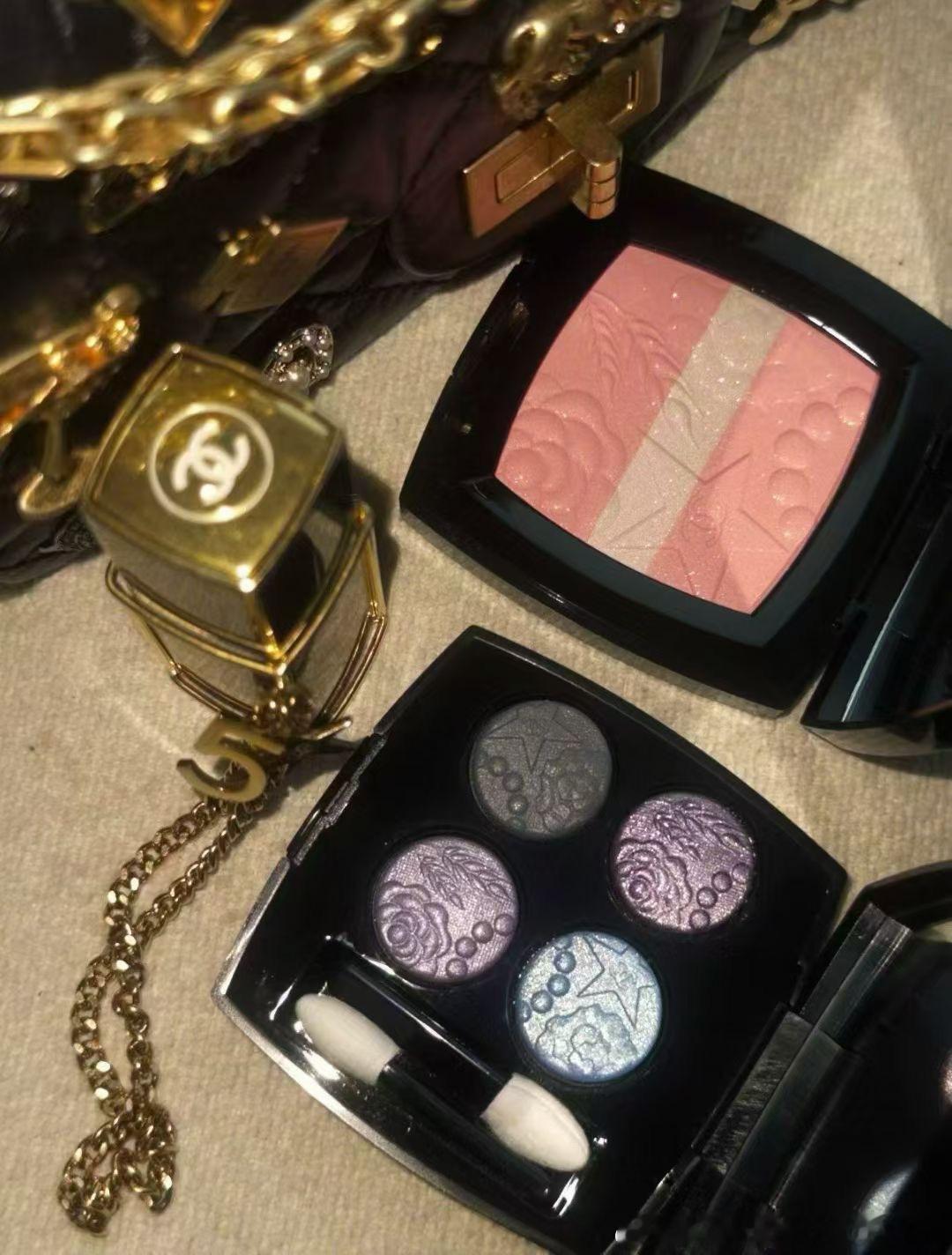 这几天拍了很多哦想看看福利视频的宝贝滴滴我❤️杭州