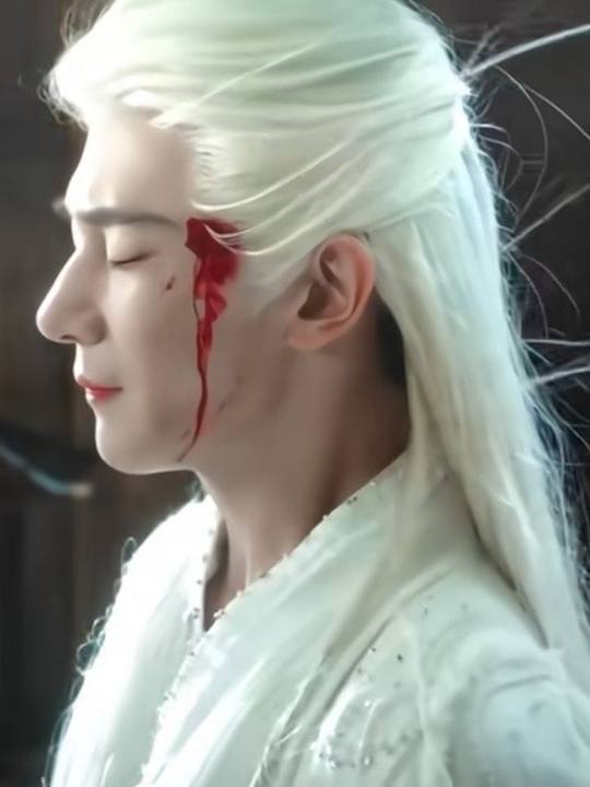 月鳞绮纪九尾狐以命换命 夏之光柳为雪纯爱人设 夏之光柳为雪纯爱人设，月鳞绮纪九尾