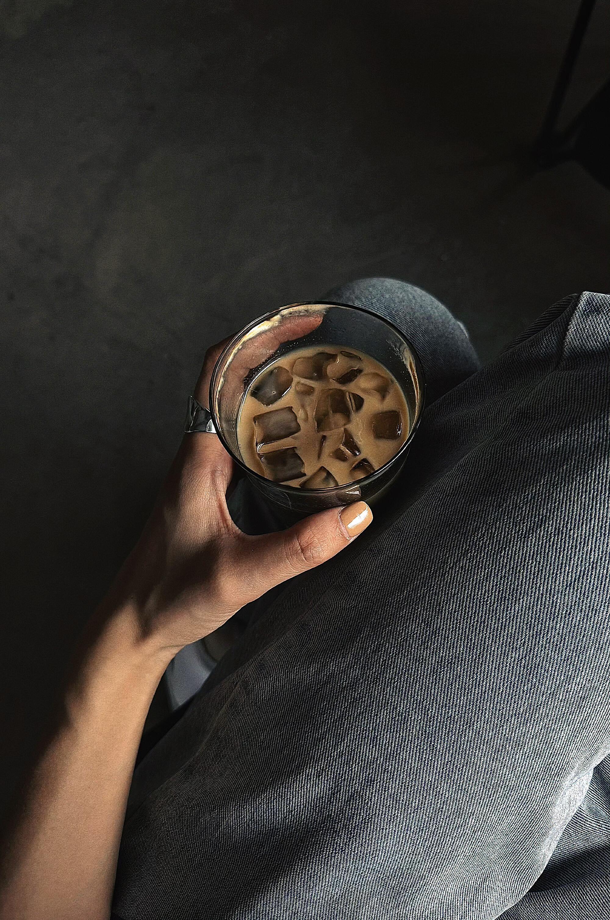 我身体里住着好多个我,开朗的,热烈的,感性的,悲观的,好奇的,勇敢的,好矛盾。 