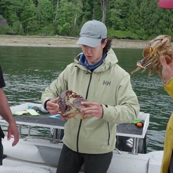 王一博劝架螃蟹王一博拉架螃蟹哈哈哈哈哈 劝架螃蟹 