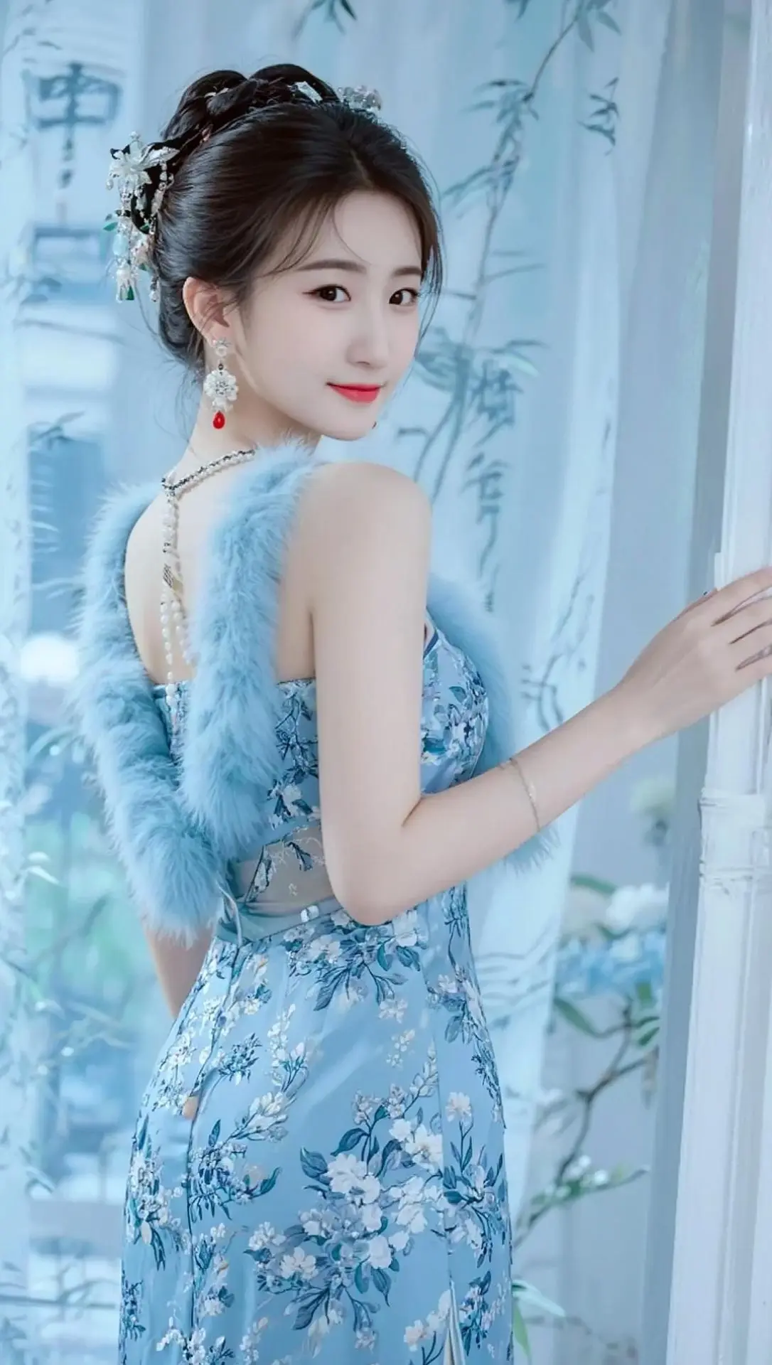 AI冷调露背写真 随变ai随便玩