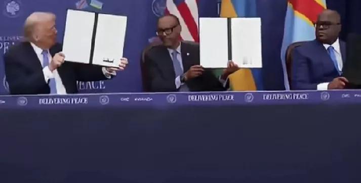 [川普调解卢旺达和刚果(金)争端，目的是图谋刚果的矿产资源。]
这事本身很好笑，