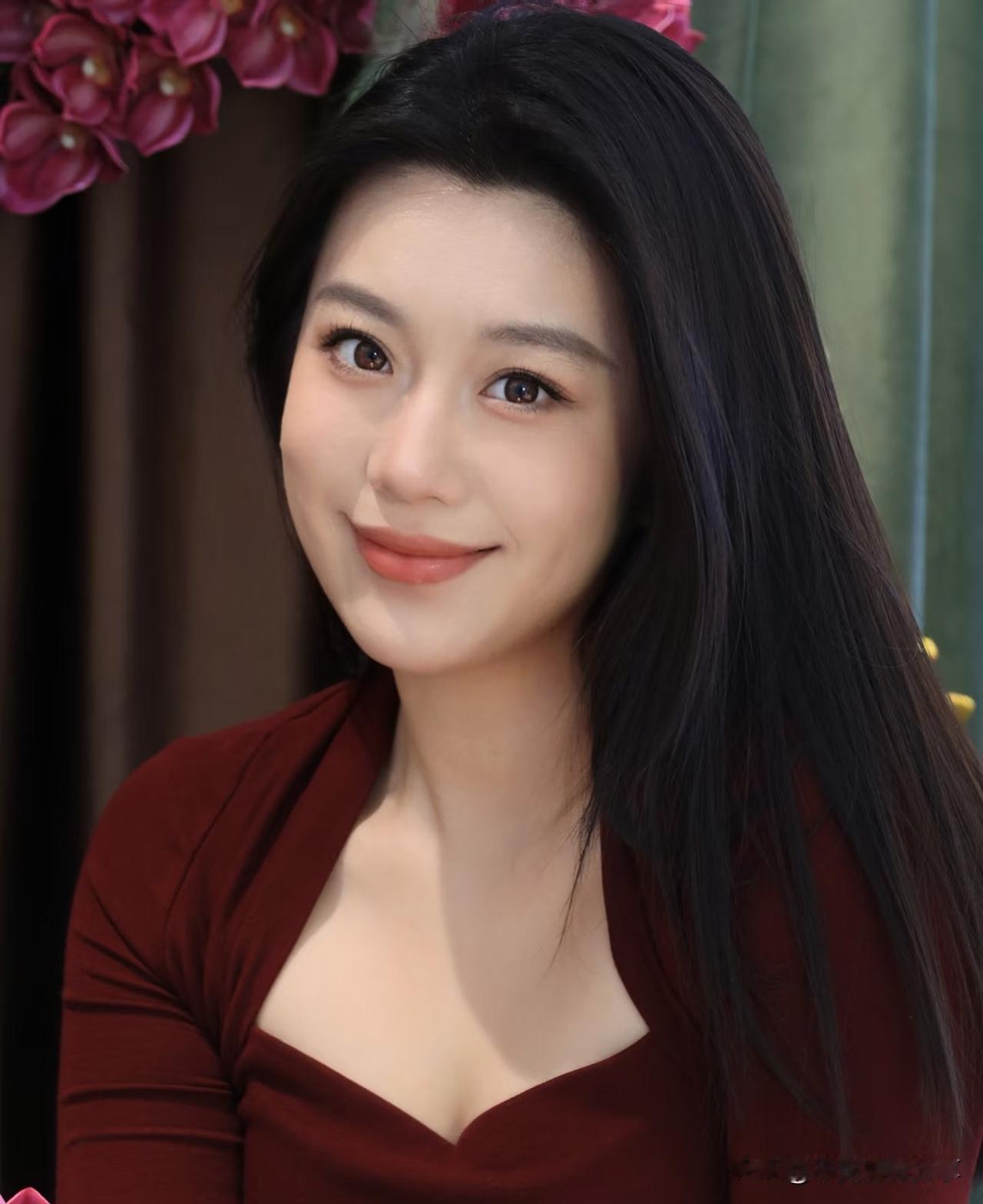 和知己红颜一起拍摄影写真留念，简直太有意义啦！
之前我和知己闺蜜去拍了一组古风写