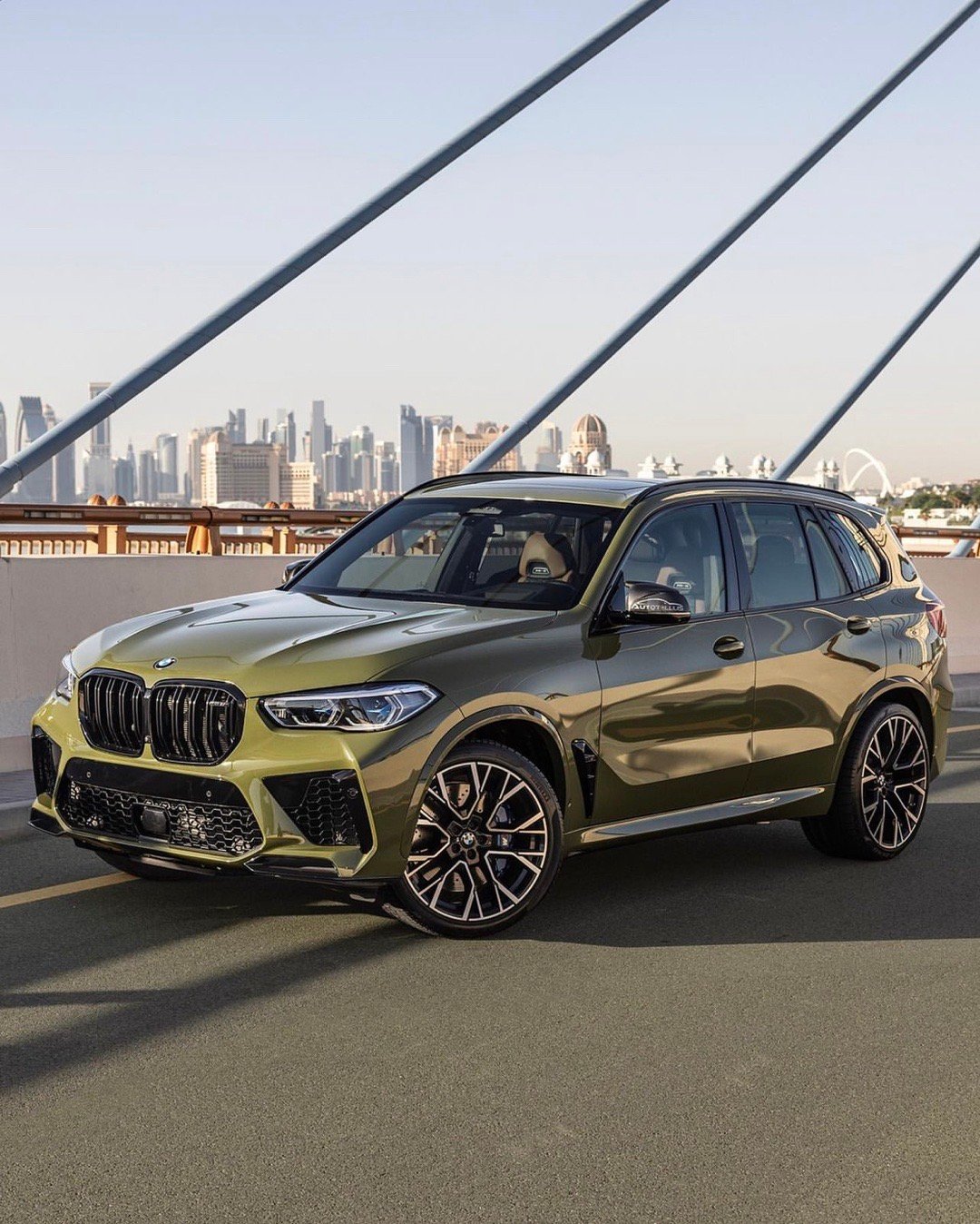 VEHICLE: 2023 BMW X5M Competition (F95) 
