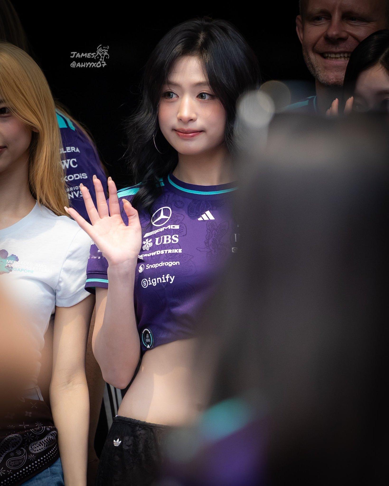 女孩 宁咋这么美？ ​​​