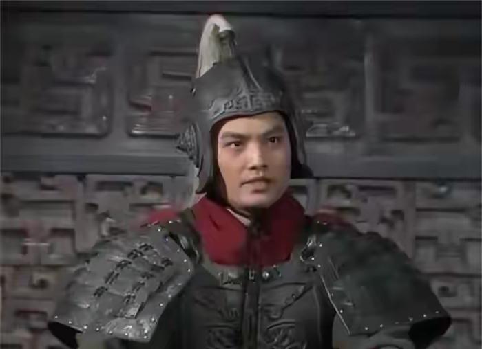 战国七雄最可惜的国家，那么他的一手好牌是如何打烂的。
 
赵武灵王15岁亲政，一