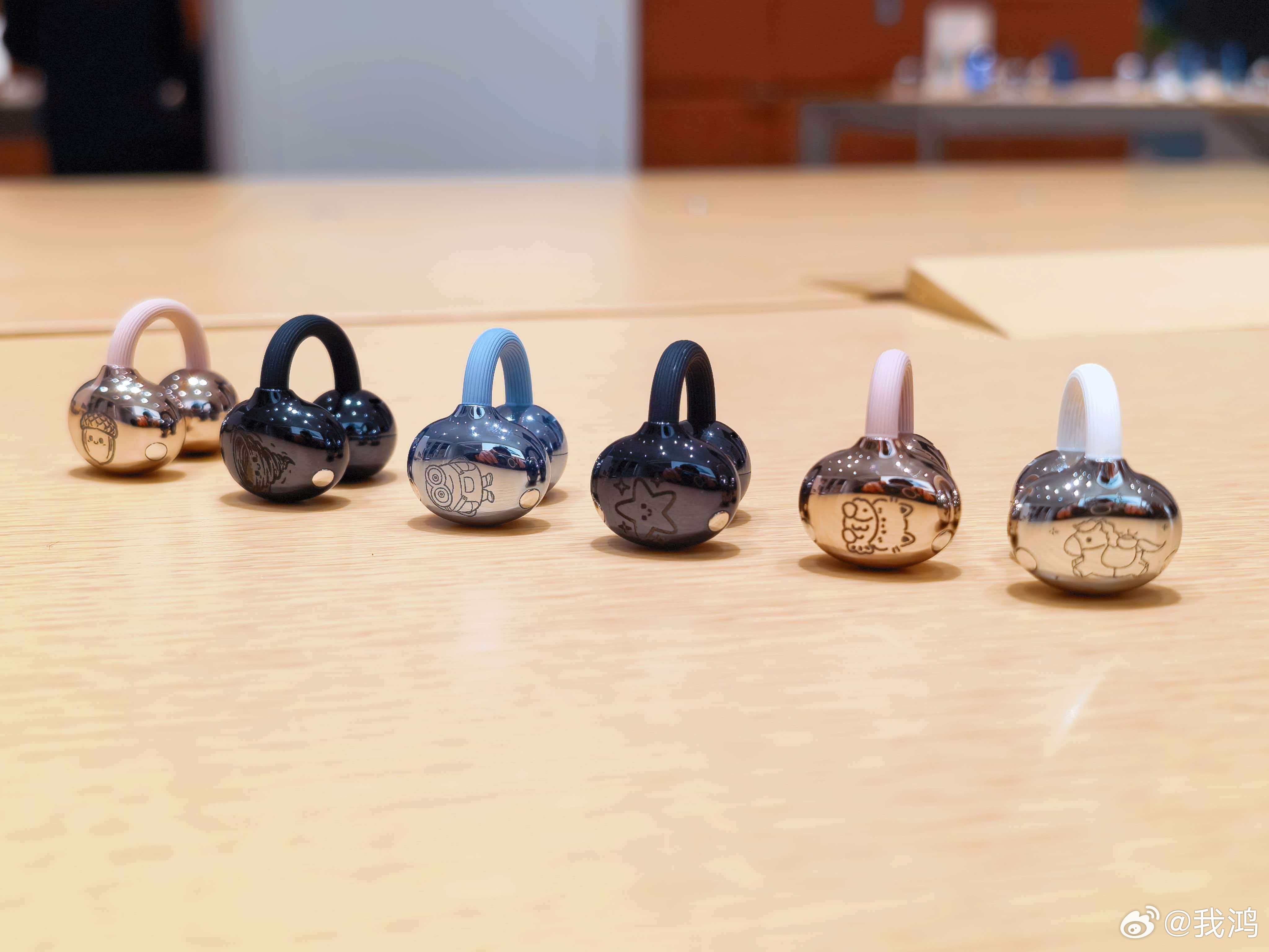 拒绝撞款！华为FreeClip 2 耳夹耳机定制专属镌刻图案。