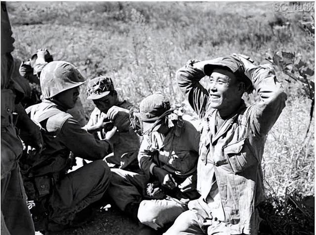 志愿军被俘最高将领吴成德，回国后被开除党籍军籍，生活艰苦，1996年，吴成德将军