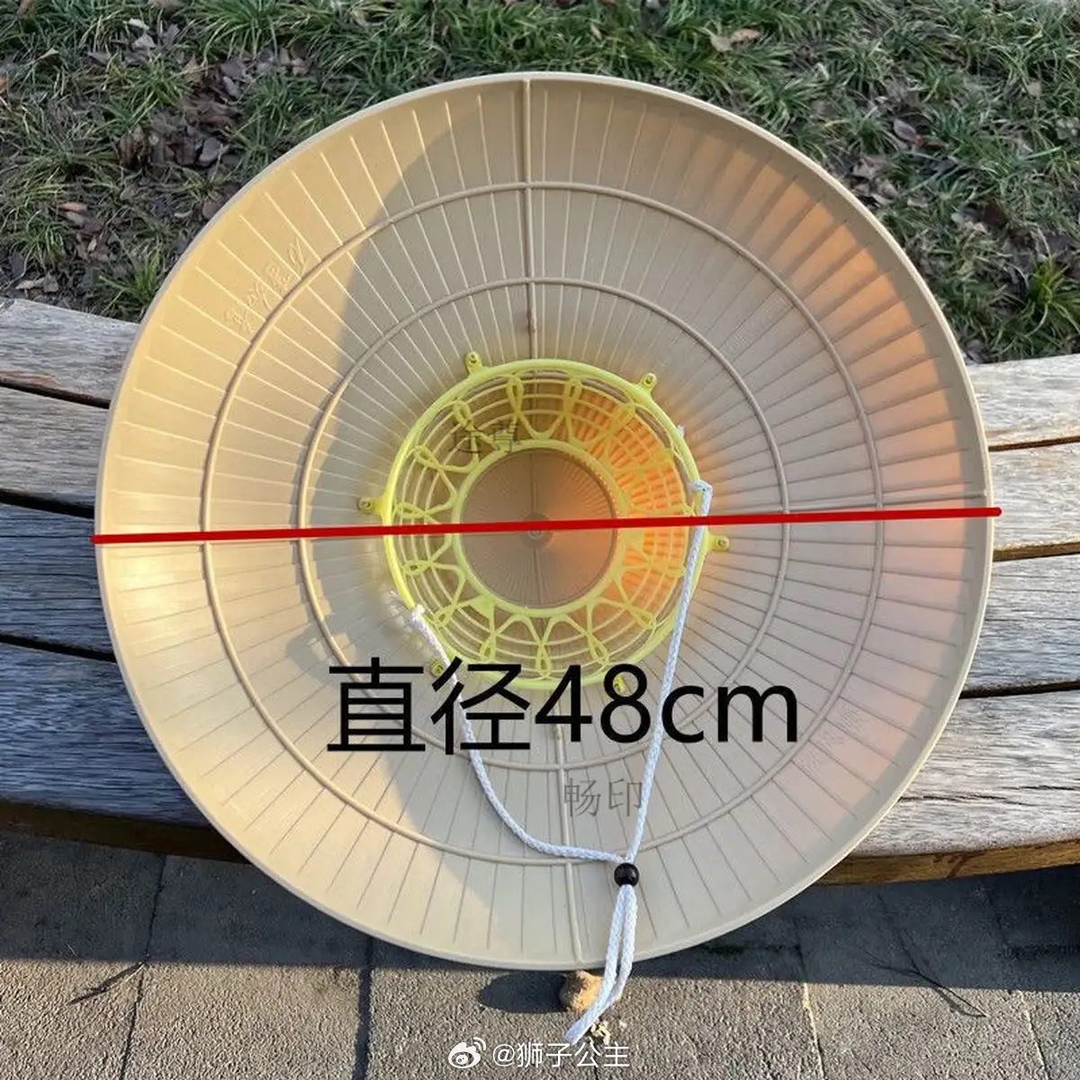 就是行李箱不好收