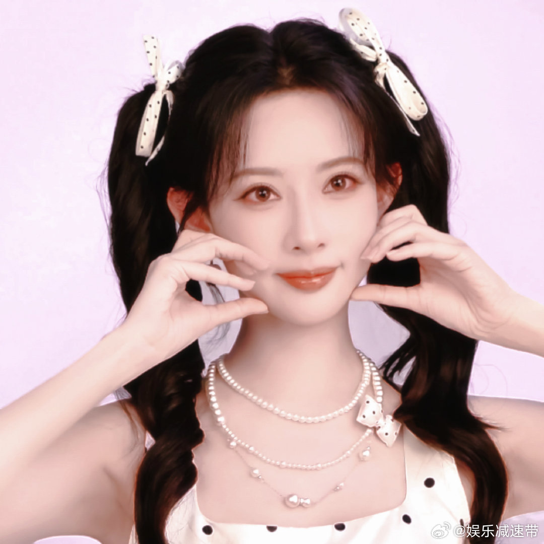 孟子义提前祝贺峻霖生日快乐 谁懂啊！孟子义问小贺“是15号对吗”的时候简直温柔出