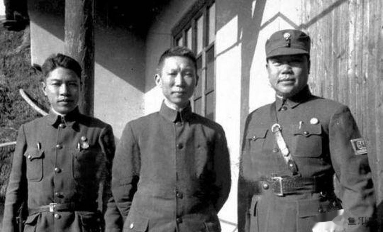 #记录我的2023#
1949年3月为加强对海南的防御，成立海南特区警备总司令部