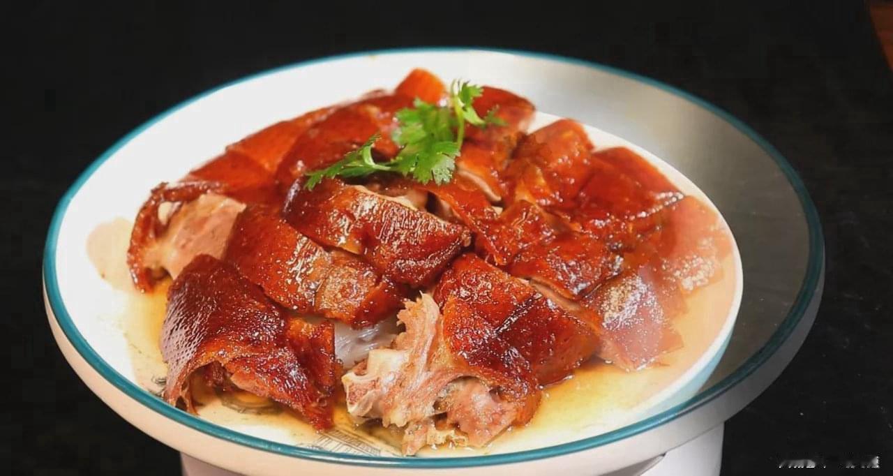 寻味顺德美食、老珠私房菜（乐从·岳步）

顺德乐从老牌私房菜，岭南庭院风，旧学堂