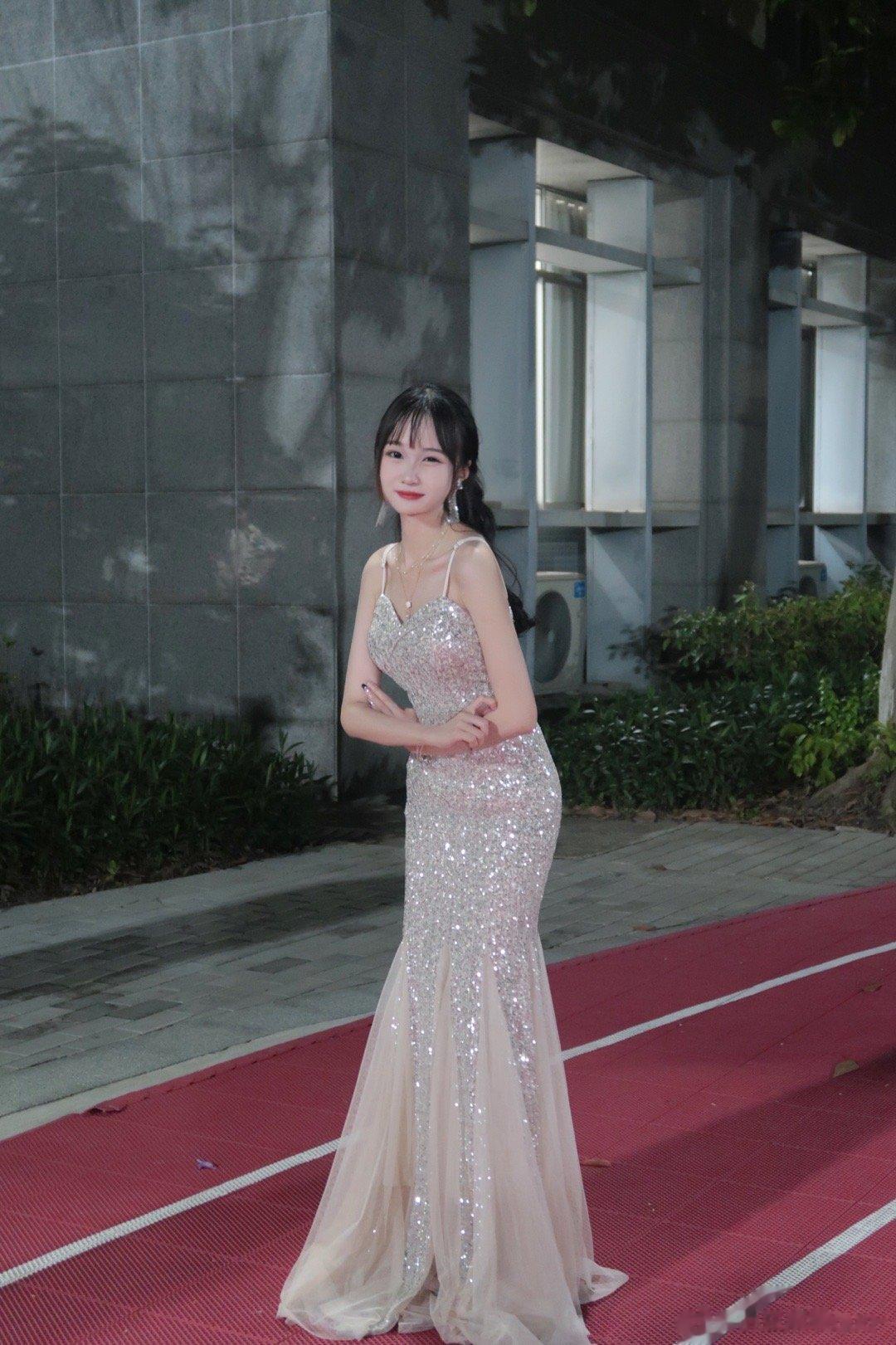 闪闪发光✨  ​​​