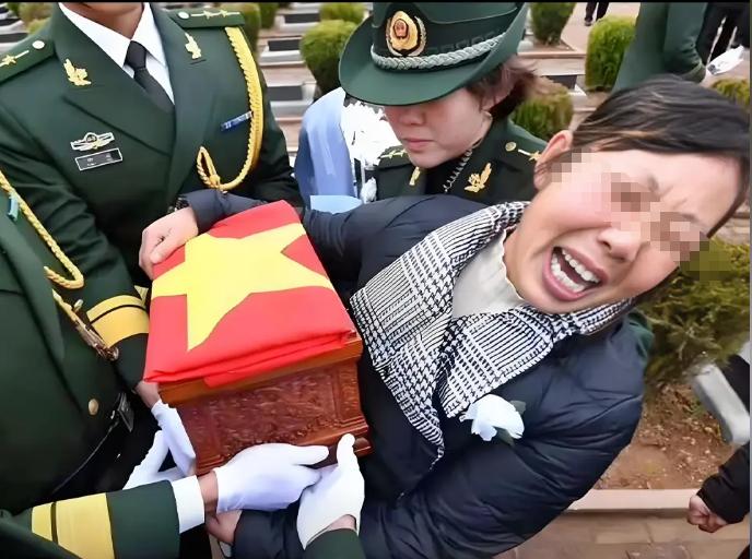 “国家白白培养了他5年！”2018年，武警济南支队入职了一个月的大学生，还立下了