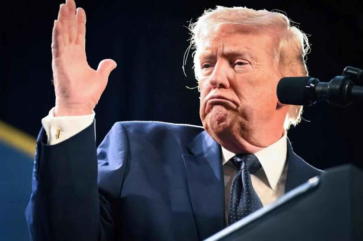 特朗普喊停中东战事，弹药库见底了，稀土卡脖子真不是吓唬人

3月9号，特朗普在电