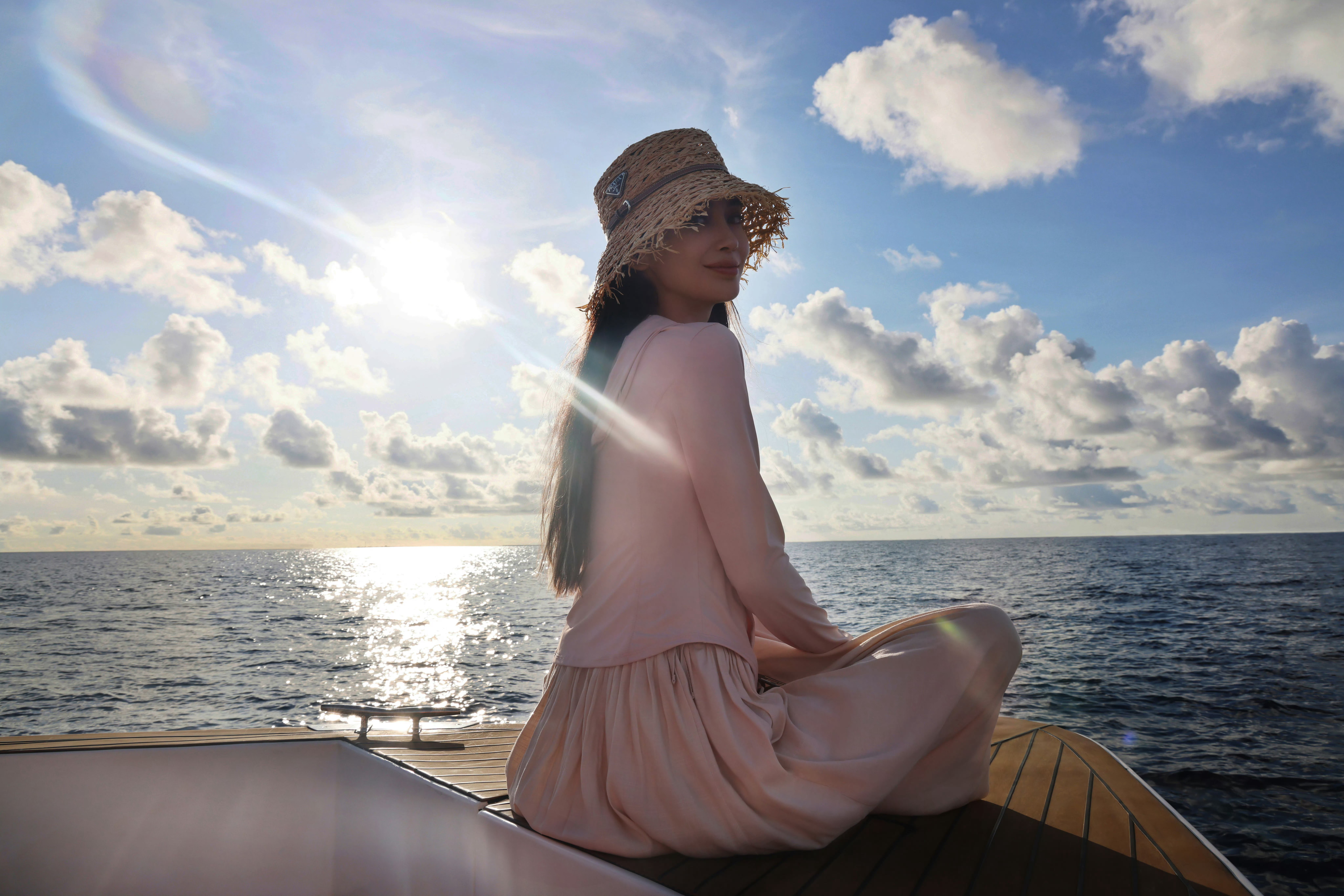 angelababy 杨颖 那年姐姐寄来的明信片，期待今年的plog呀
