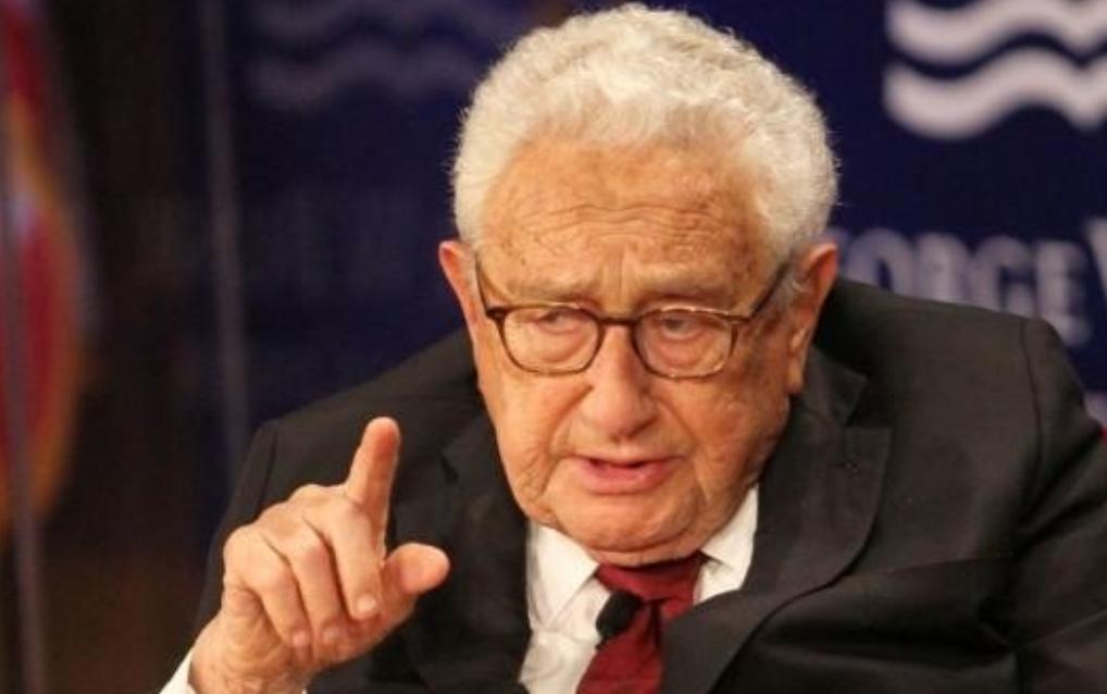 [浮云]100岁的基辛格对美发出警告：中国从未想过统治世界

说到中美关系，有个