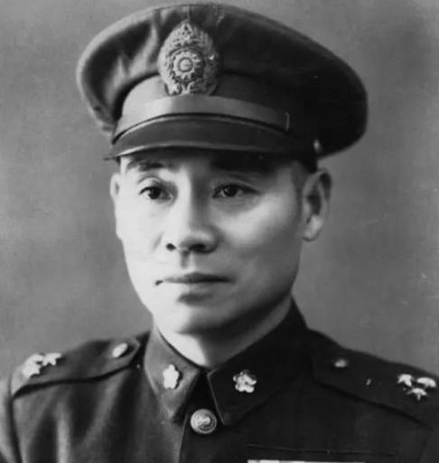 1948年，陈诚执意要查抄郭汝瑰的保险柜，眼看秘密即将全盘败露，郭汝瑰只做了一个