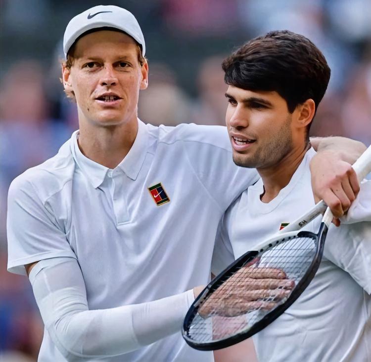 辛纳：卡呀，今年咱都没得约过！！
阿尔卡拉斯：纳呀，我都好想好想你呢
辛纳：今年