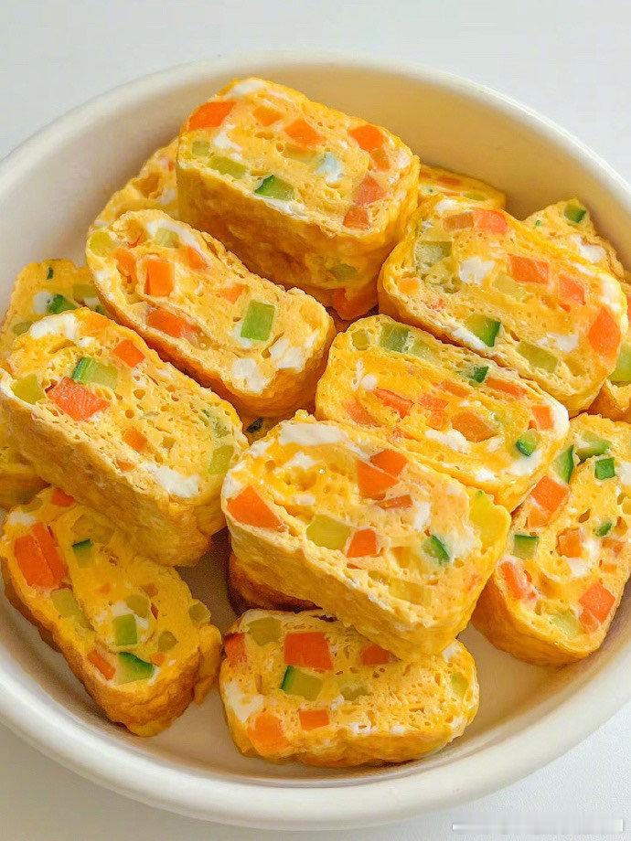 减脂低卡的蛋饼来咯[送花花]营养丰富 一口下去香软绵嫩[干饭人]低脂又美味的早餐