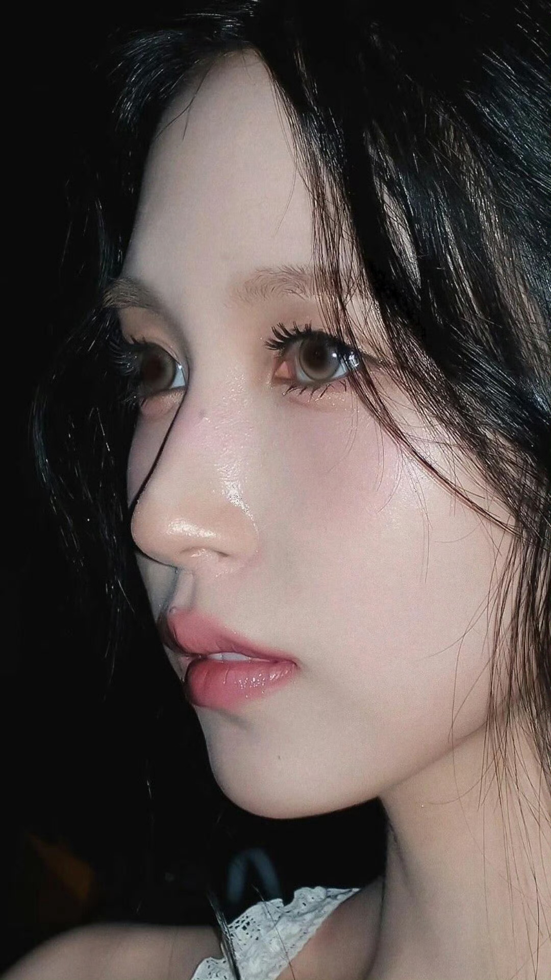 比0毛孔还动人的真实皮肤纹理 ​​​