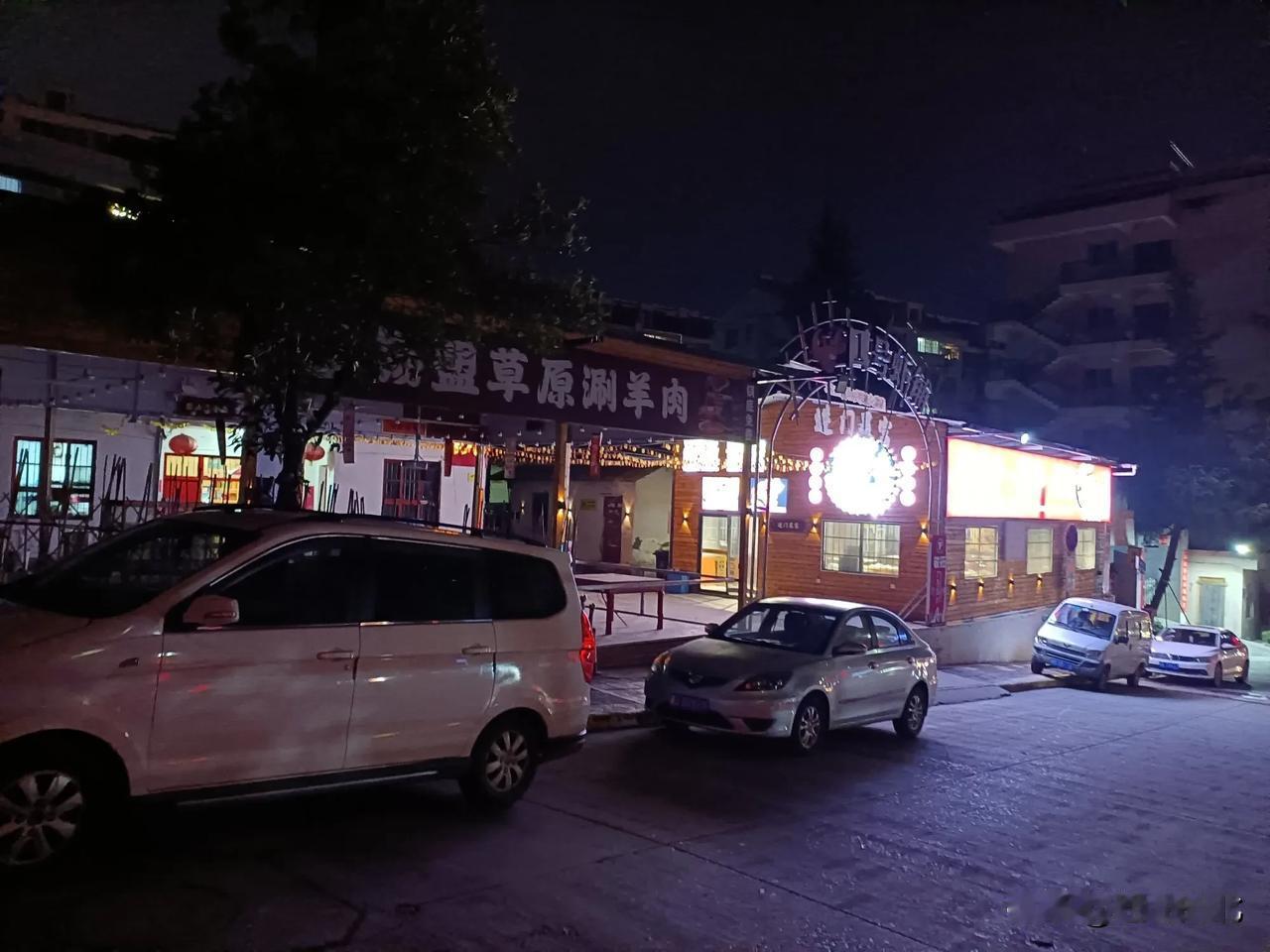 安康这家店，一年四季接不了几个单，鬼都能打死人，不仅没有生意，而且浪费了一年的电