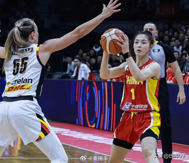 中国女篮现在的问题，从来不是战术落后，而是球员硬实力跟不上

1. 别再沉浸在2