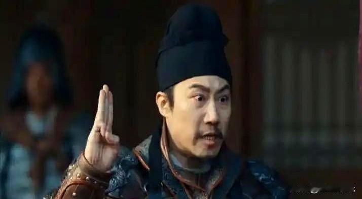 他砍下提携者的头颅，当上了丞相。
何承训的生存逻辑很简单：背叛是唯一的硬通货。