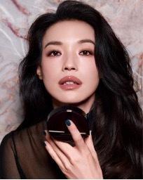 舒淇怼脸含金量 谁知道舒淇这个气垫是哪款？怎么感觉没见过，是新款吗？有知道的可以