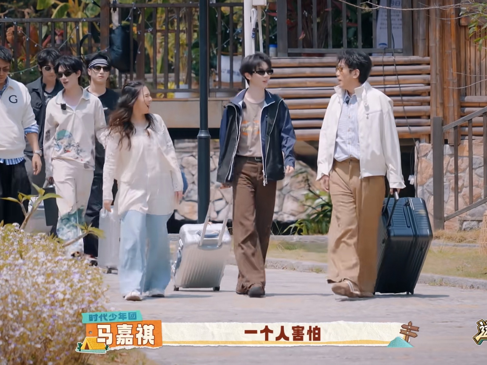 需要人陪[音乐] 