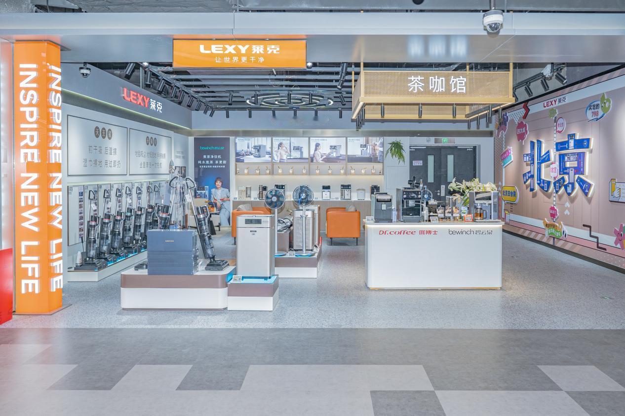 3C体验革命！京东MALL打造京城顶级电竞&数码发烧乐园。
在3C数码消费日益注