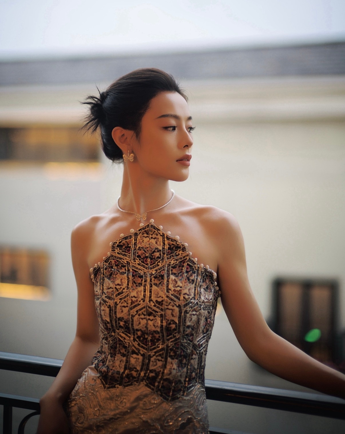 【人像摄影】青年越剧演员陈丽君。陈丽君长文回应获最佳新人陈丽君感谢吴京手把手教动