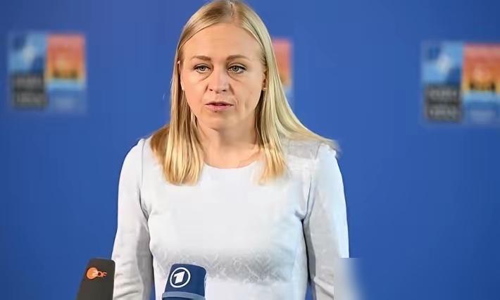 一个欧洲小国，不知道哪里来的底气竟然威胁起中国来了，今天的中国岂能容忍这种现象存